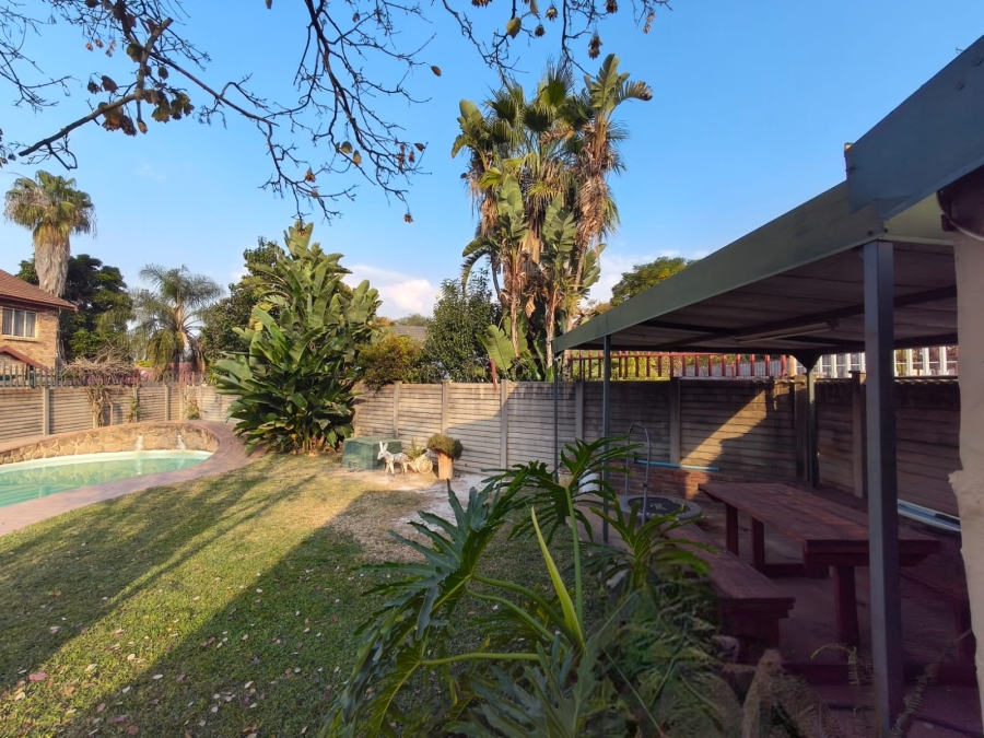 4 Bedroom Property for Sale in Oos Einde North West